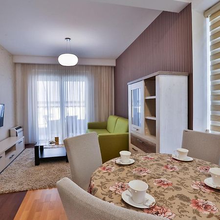 Montesun Boka Apartments Budva Luaran gambar